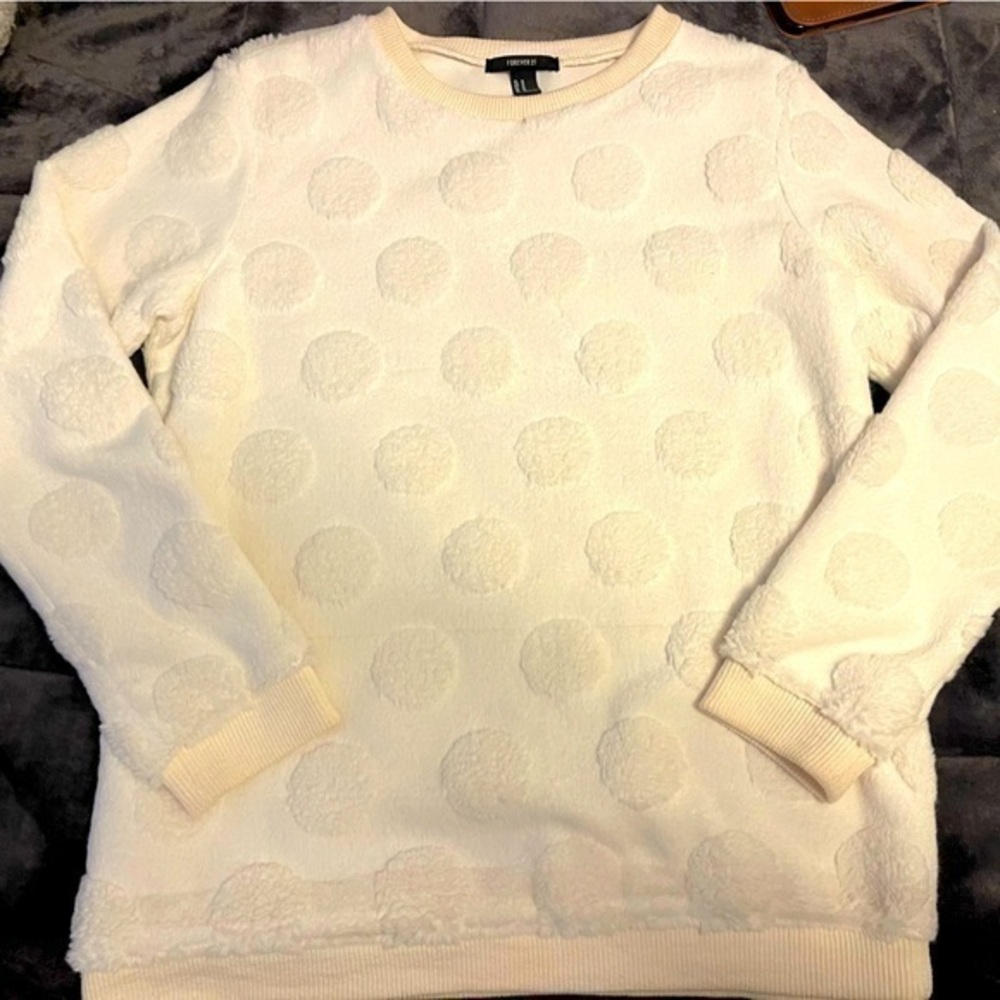 NWOT Forever 21 Fuzzy Raised Polka Dot Sweater Size Medium